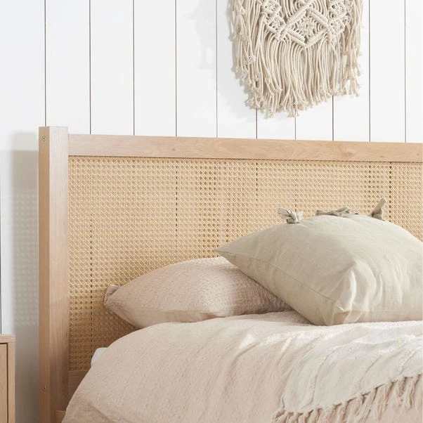 Croxley Rattan Bed - Image 9