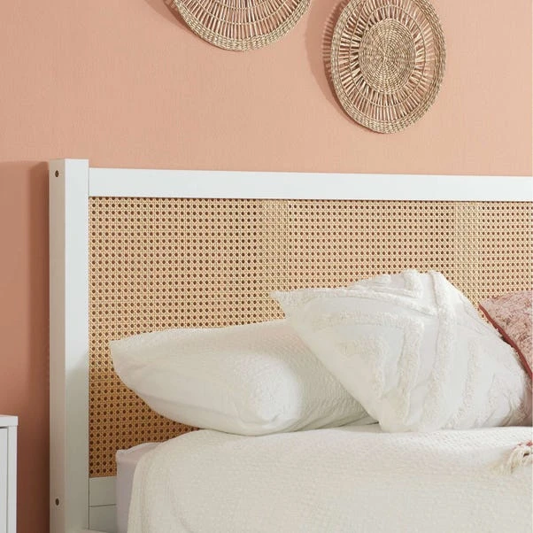 Croxley Rattan Bed - Image 2